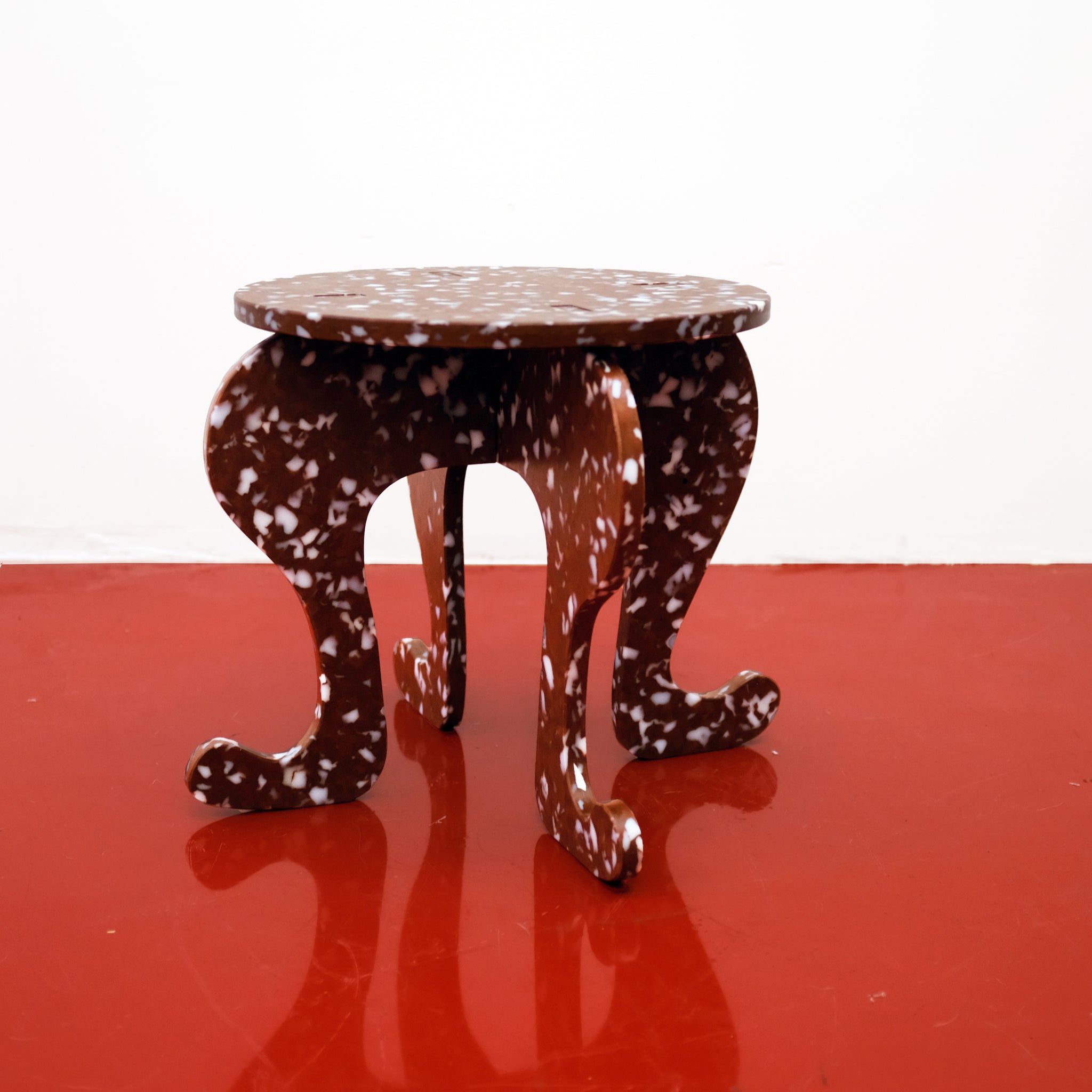 MiNiMONO + MARYAM KEYHANI - STOOL